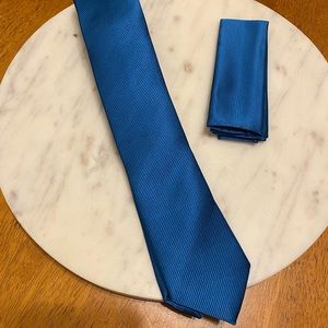 Tie & pocket square